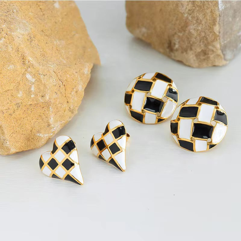 Monochrome Earrings Set